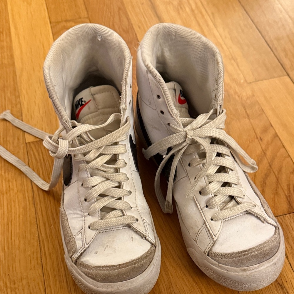 Nike White and Gray High-Tops